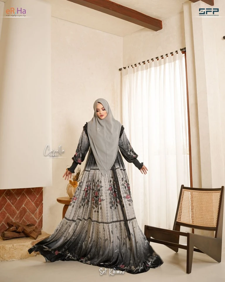 capesankh3.webp